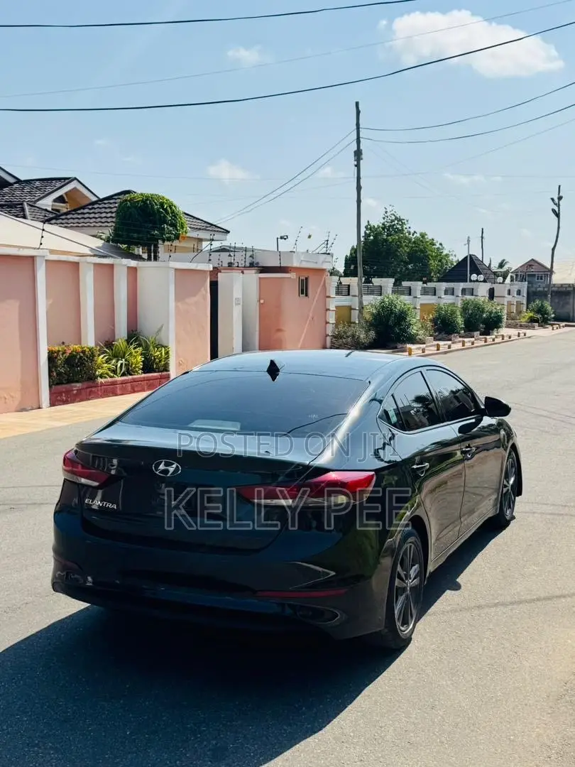 Hyundai Elantra SE 2018 Black