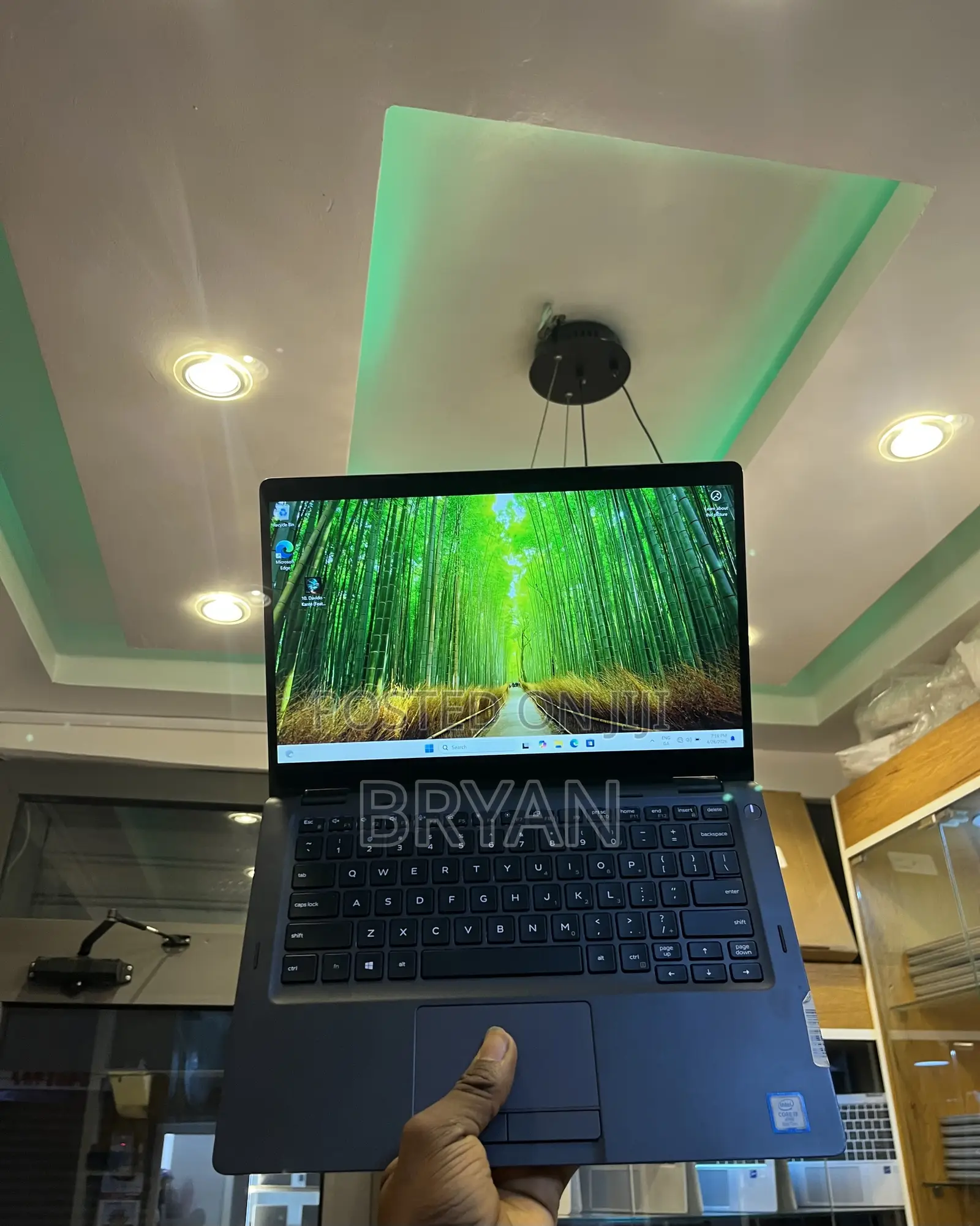 Laptop Dell Latitude 5300 8GB Intel Core i7 SSD 256GB