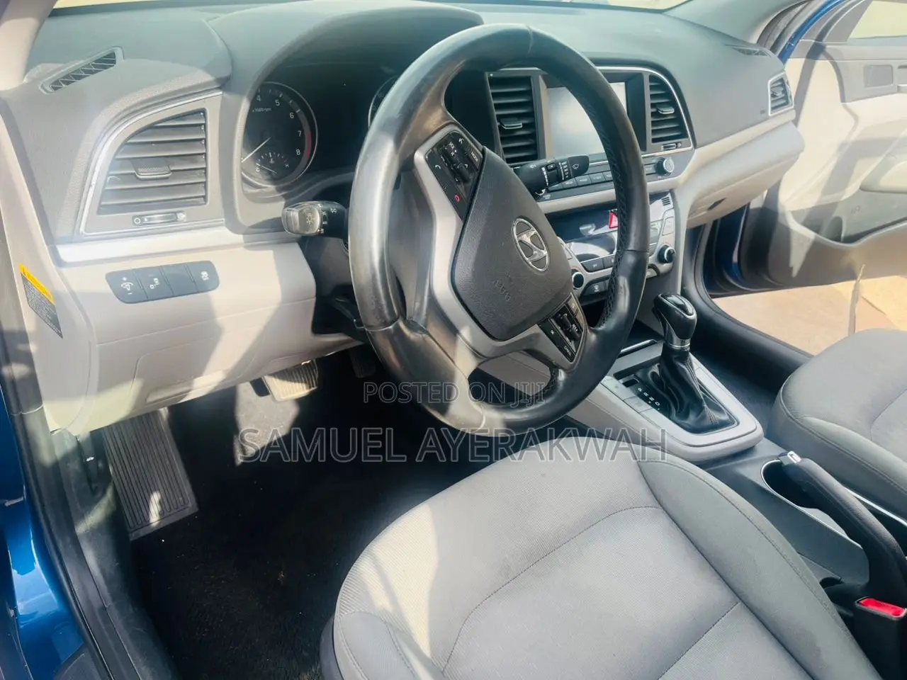 Hyundai Elantra 2018 Blue