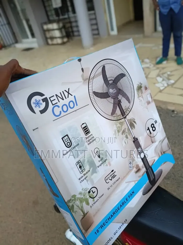 Powerful 18" Rechargeable Fan With Inbuilt Light System