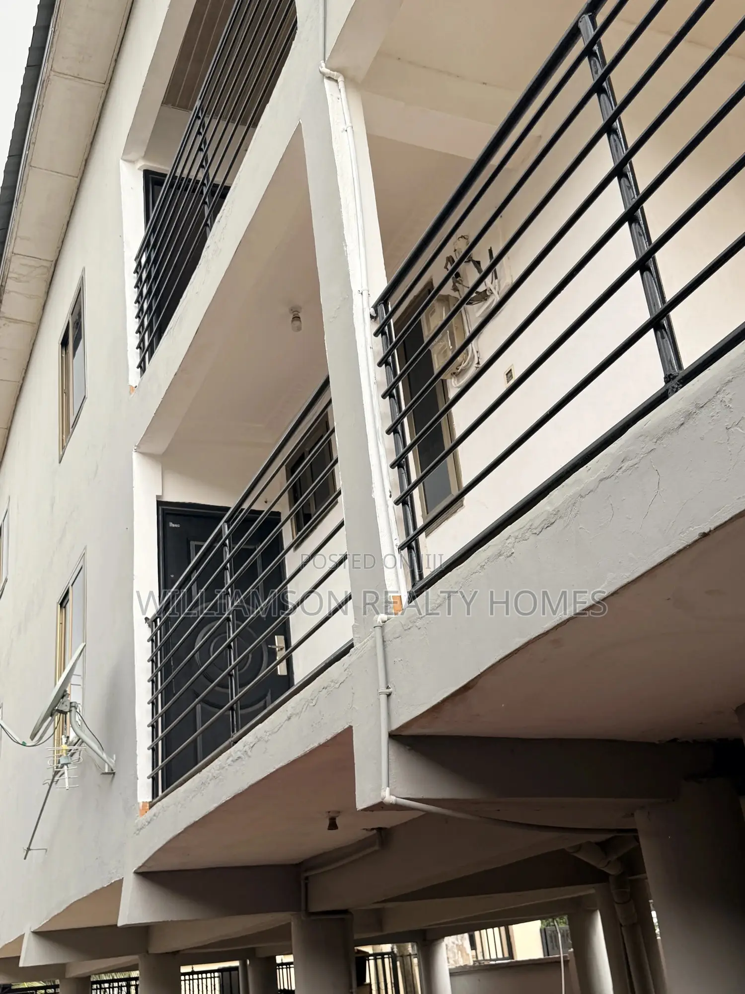 1bdrm Apartment in Community 18 Area, Spintex for rent
