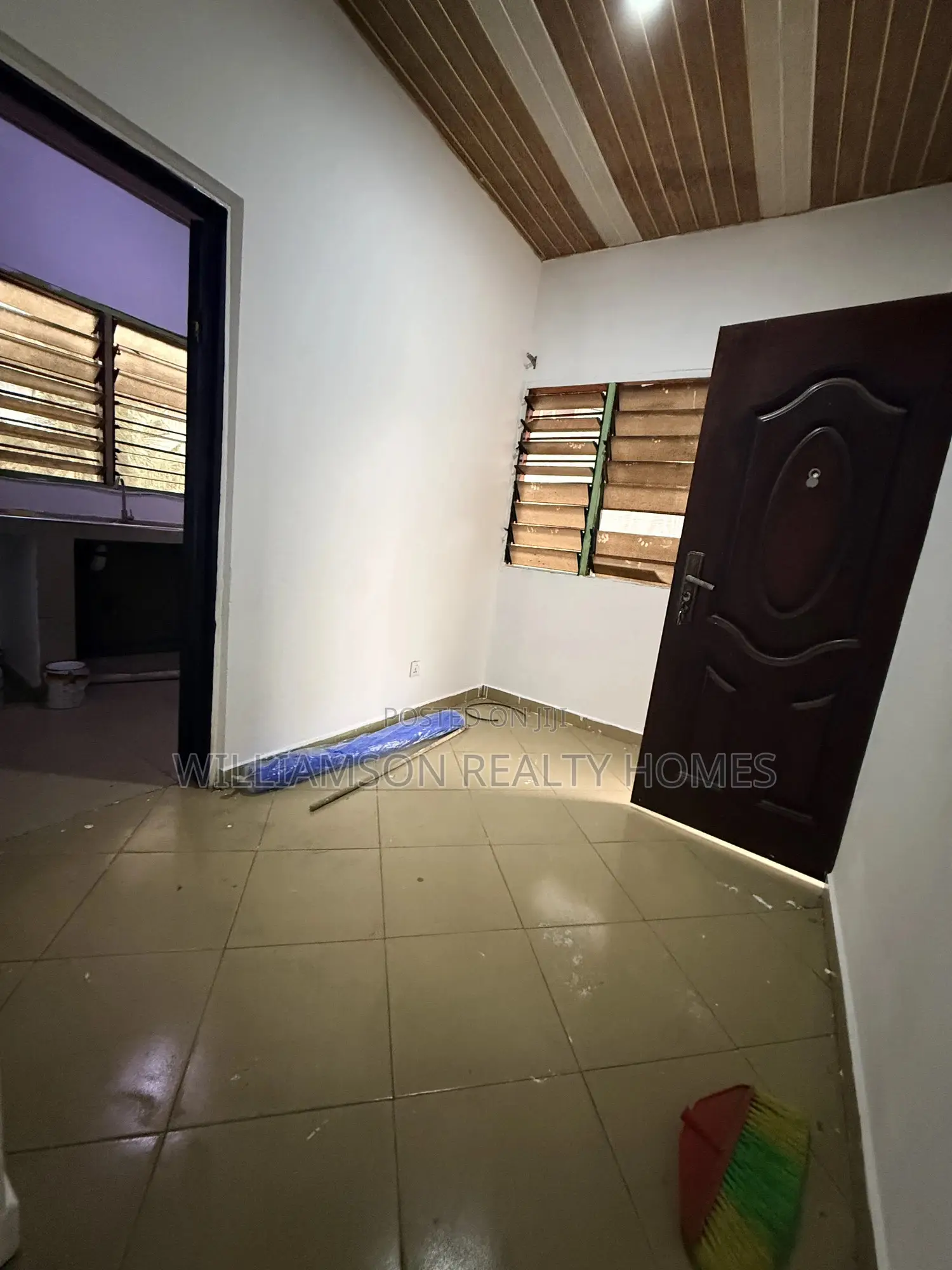 1bdrm Apartment in Community 18 Area, Spintex for rent