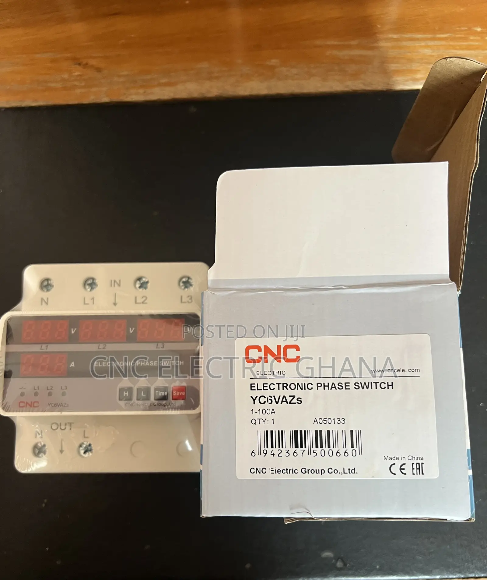 Electronic Phase Switch