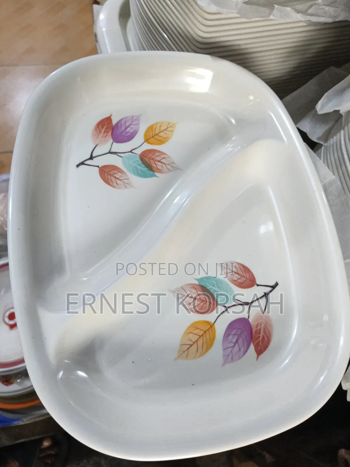 6 PCS Two Compartment Plastic Melamin