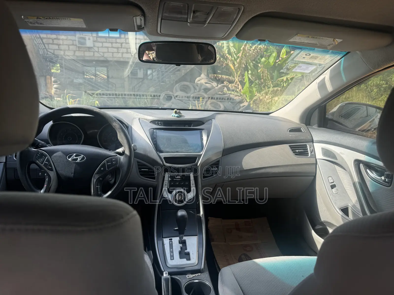 Hyundai Elantra 2012 Silver