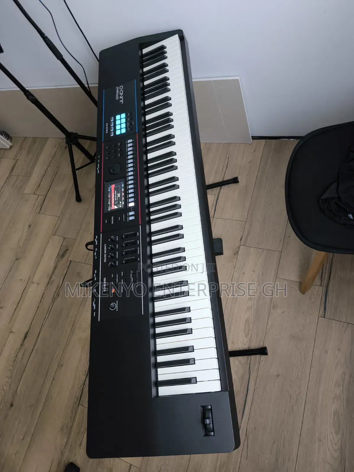 Roland Juno-D8 88-Key Synthesizer