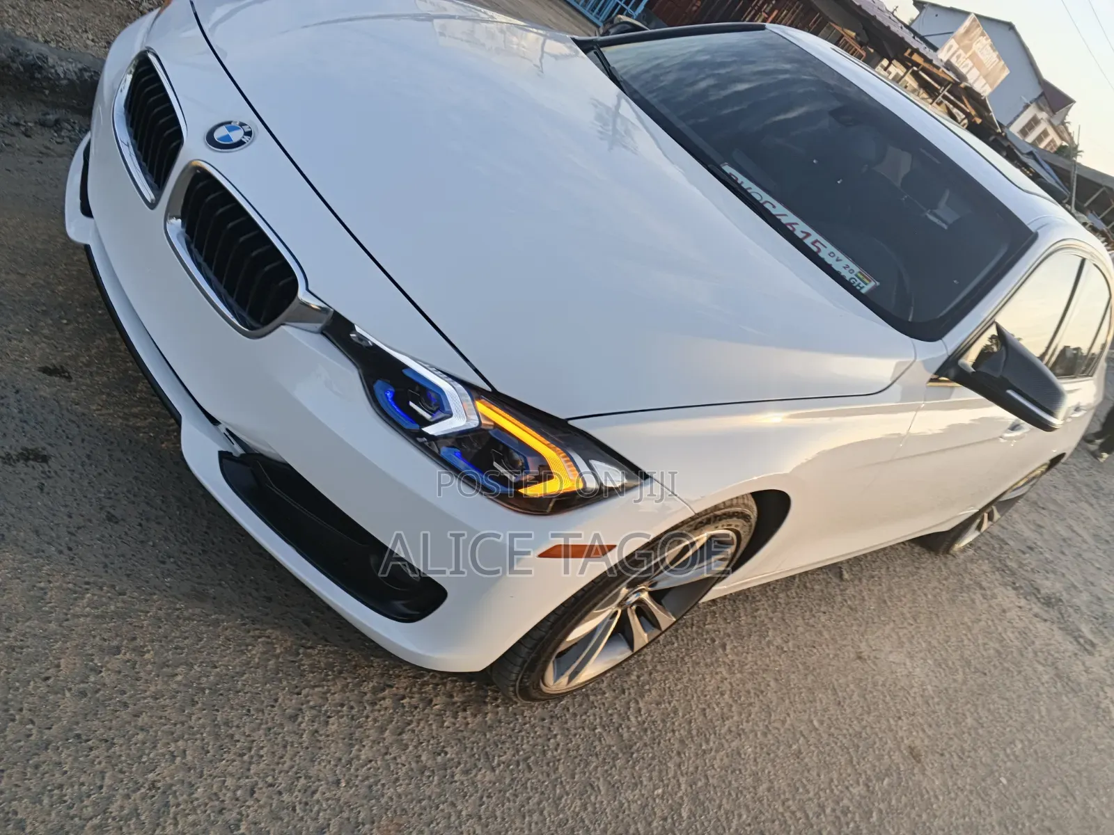 BMW 320i 2016 White