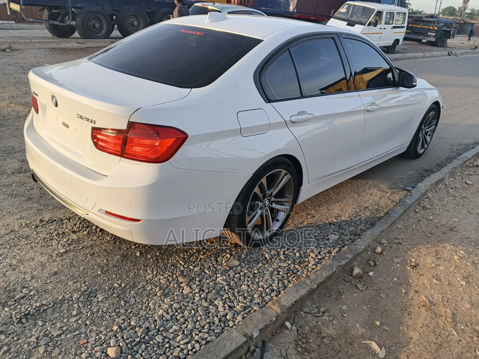 BMW 320i 2016 White