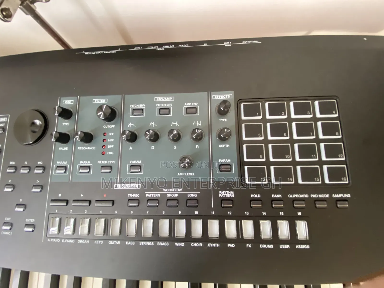 Roland Fantom 8 Synthesizer Keyboard With Free Keyboard Stand