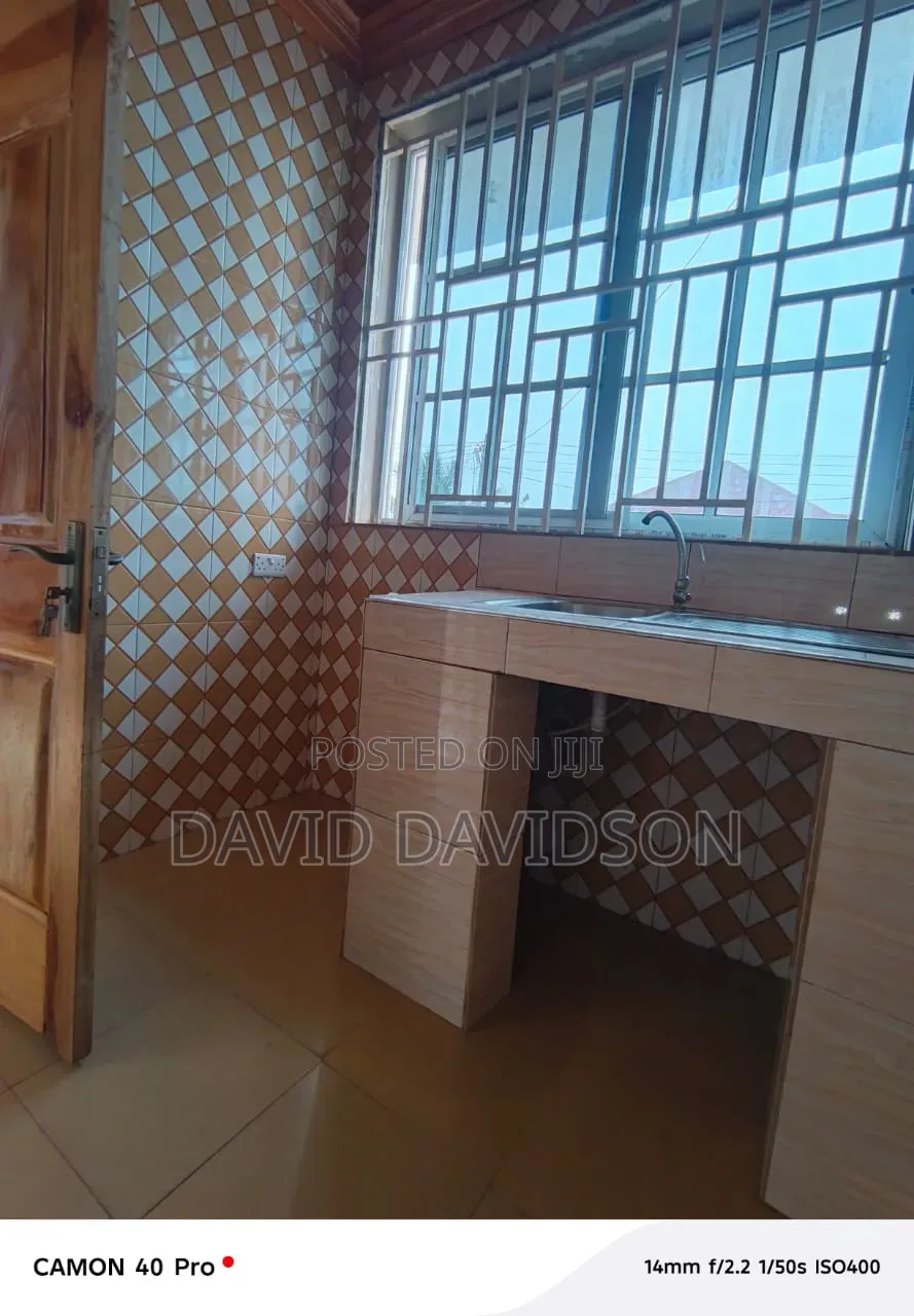 1bdrm Apartment in Single Room Self, Tema Metropolitan for rent