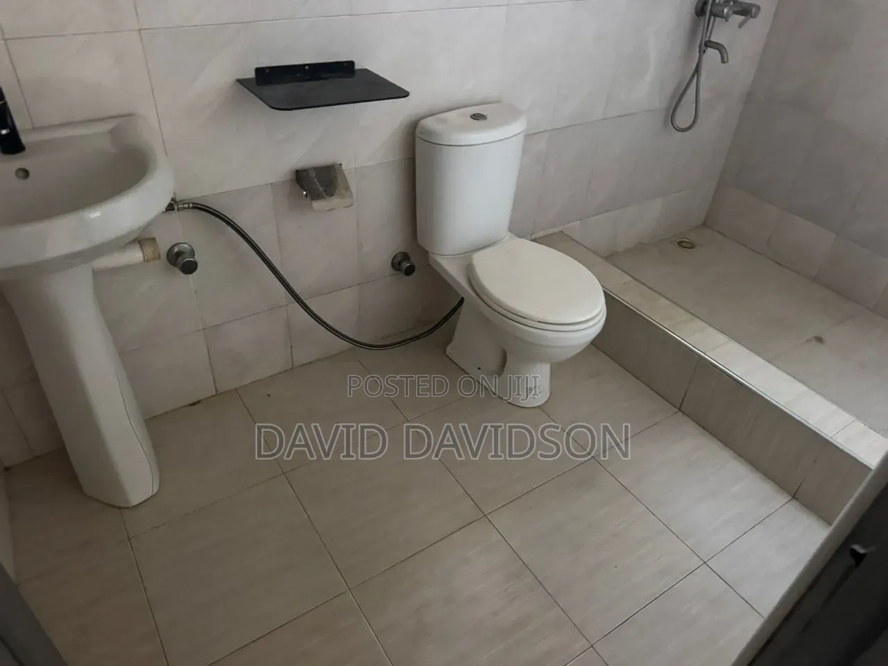 1bdrm Apartment in Single Room Self, Tema Metropolitan for rent