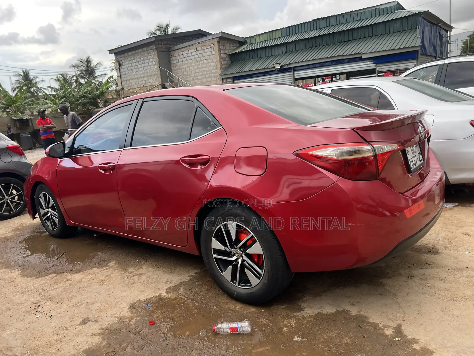 Toyota Corolla LE 4dr Sedan (1.8L 4cyl CVT) 2015 Red