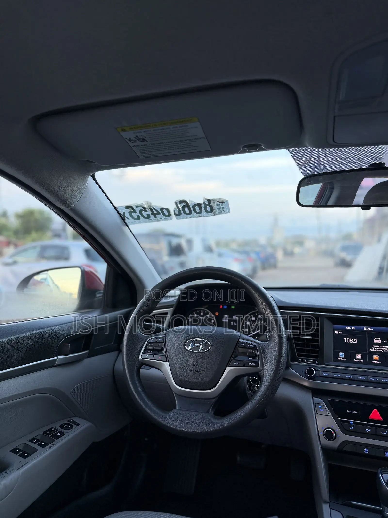 Hyundai Elantra ECO Sedan FWD (1.4L 4cyl 7A) 2017 Red