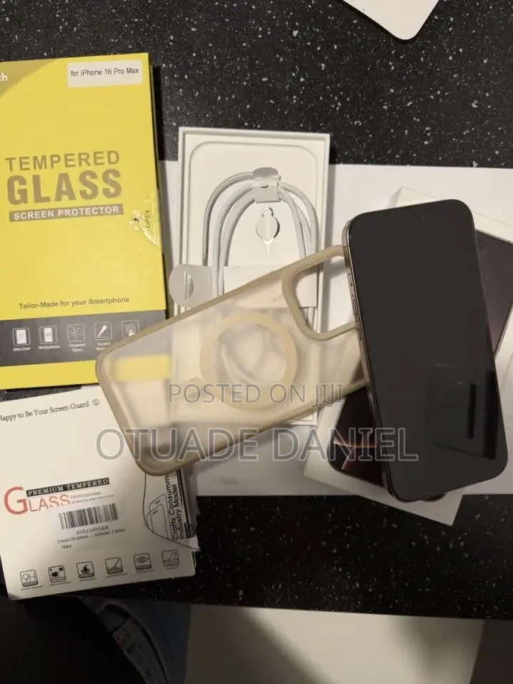 Apple iPhone 16 Pro Max 256 GB Gold