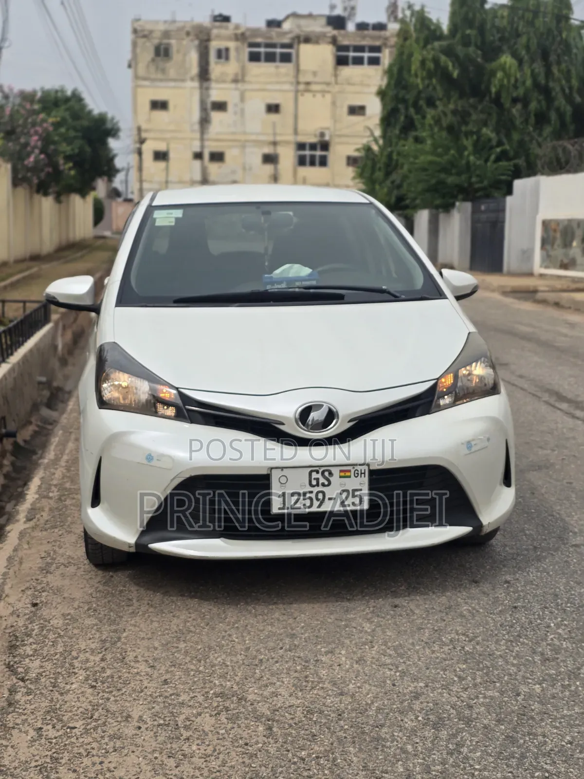 Toyota Vitz 1.3 FWD 5dr 2016 White