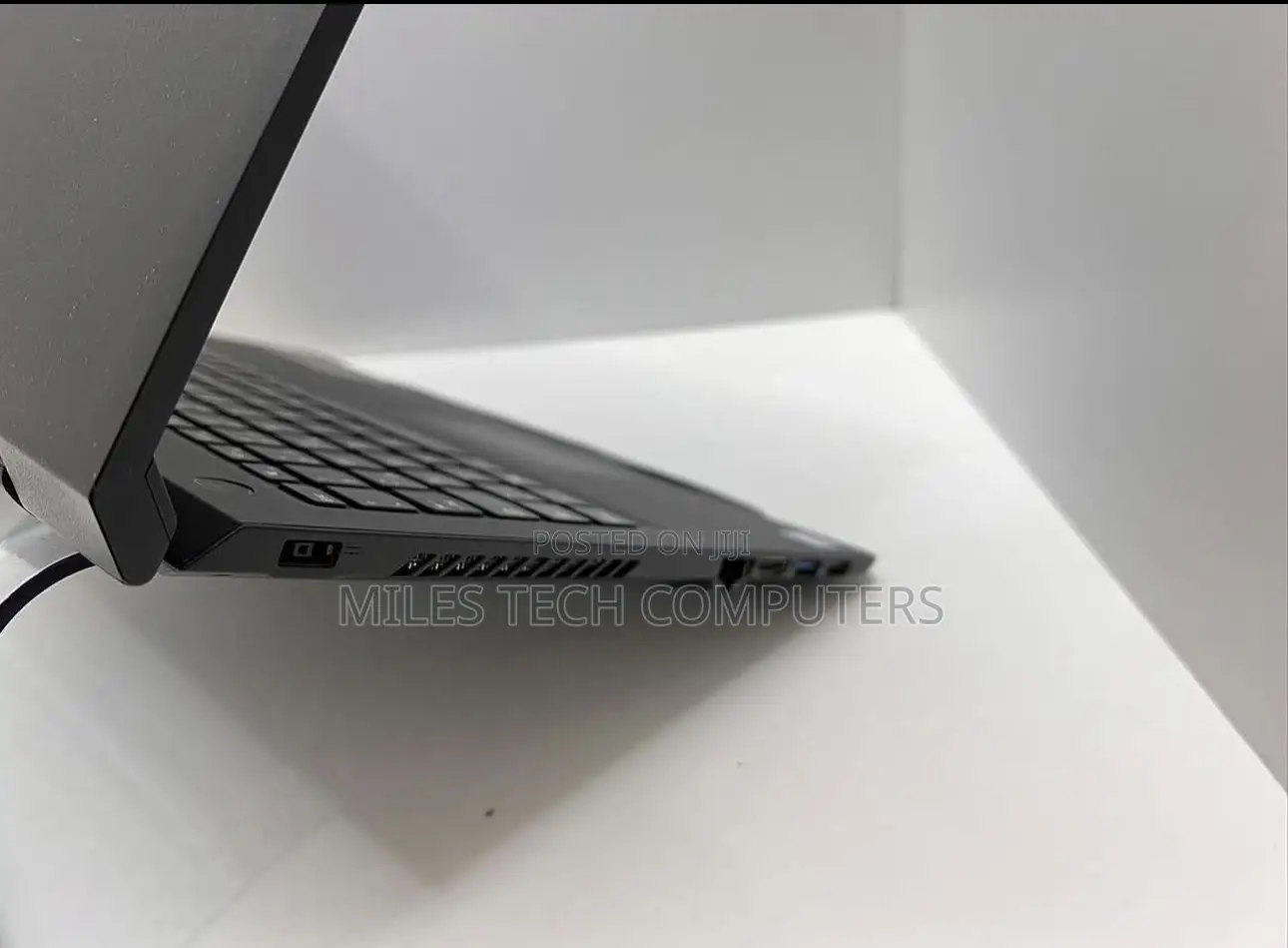 Laptop Lenovo V110 8GB Intel Core i5 SSD 256GB