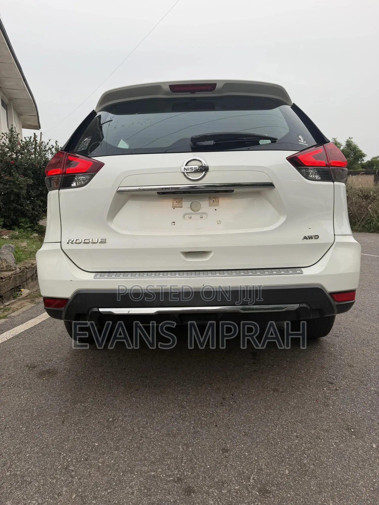 Nissan Rogue 2018 White