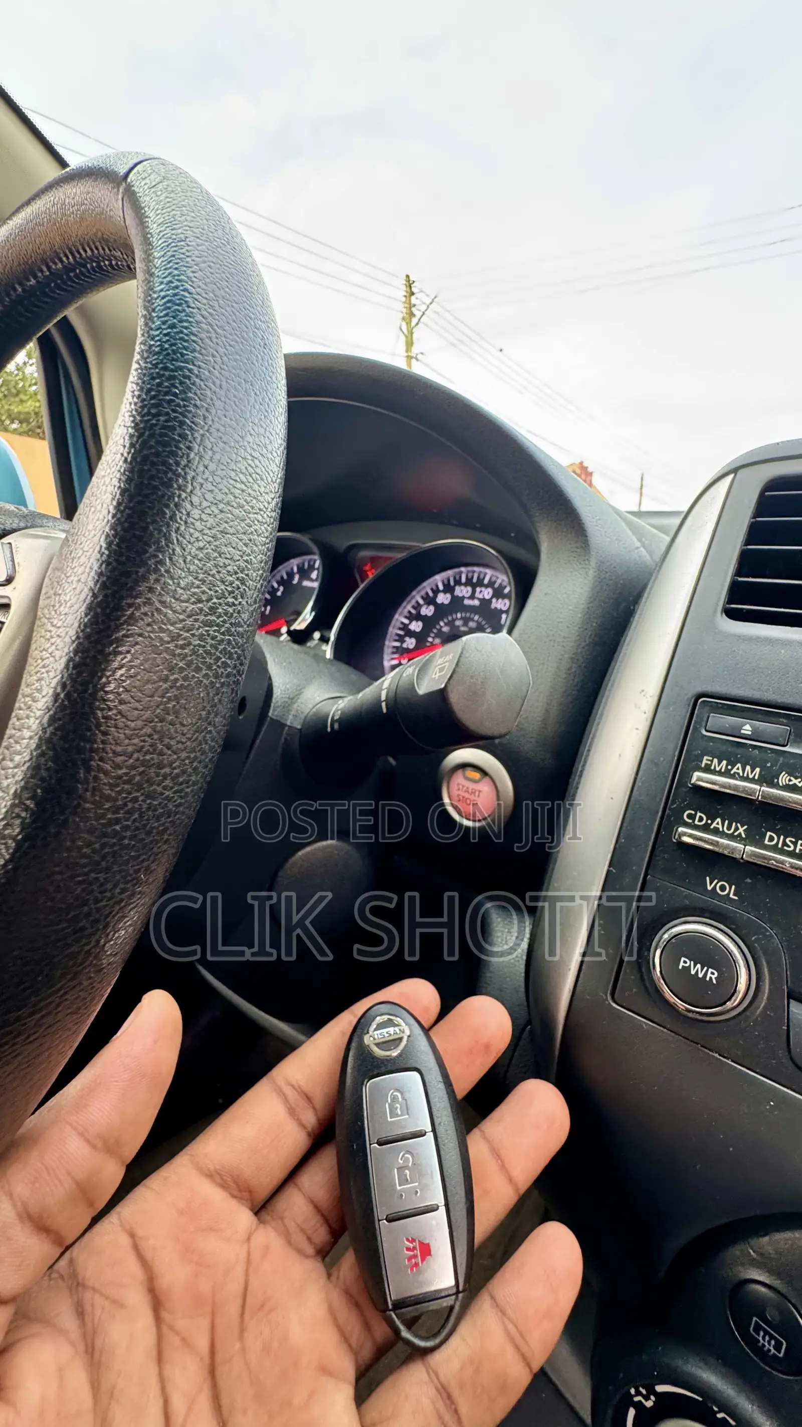 Nissan Versa 1.6 SL 4dr Sedan (1.6L 4cyl CVT) 2014 Blue