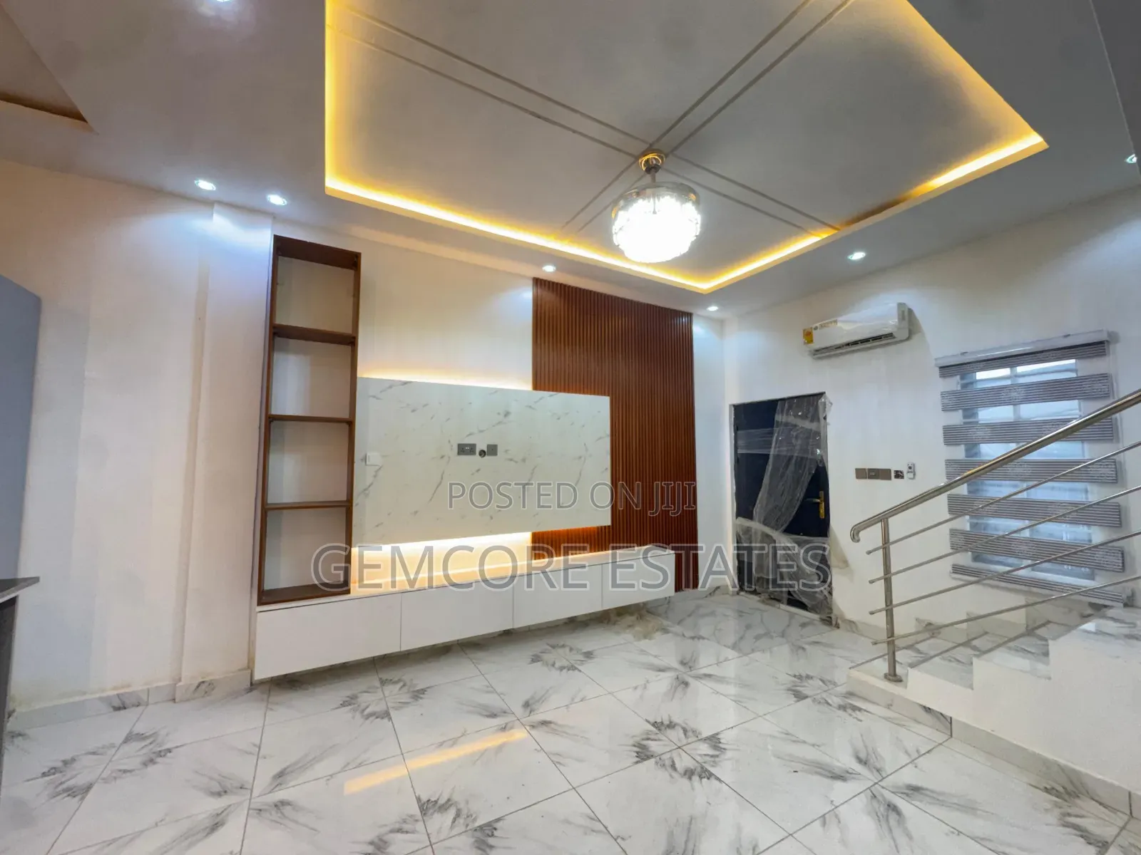 2bdrm Townhouse/Terrace in Nanakrom, Ashaley Botwe for sale