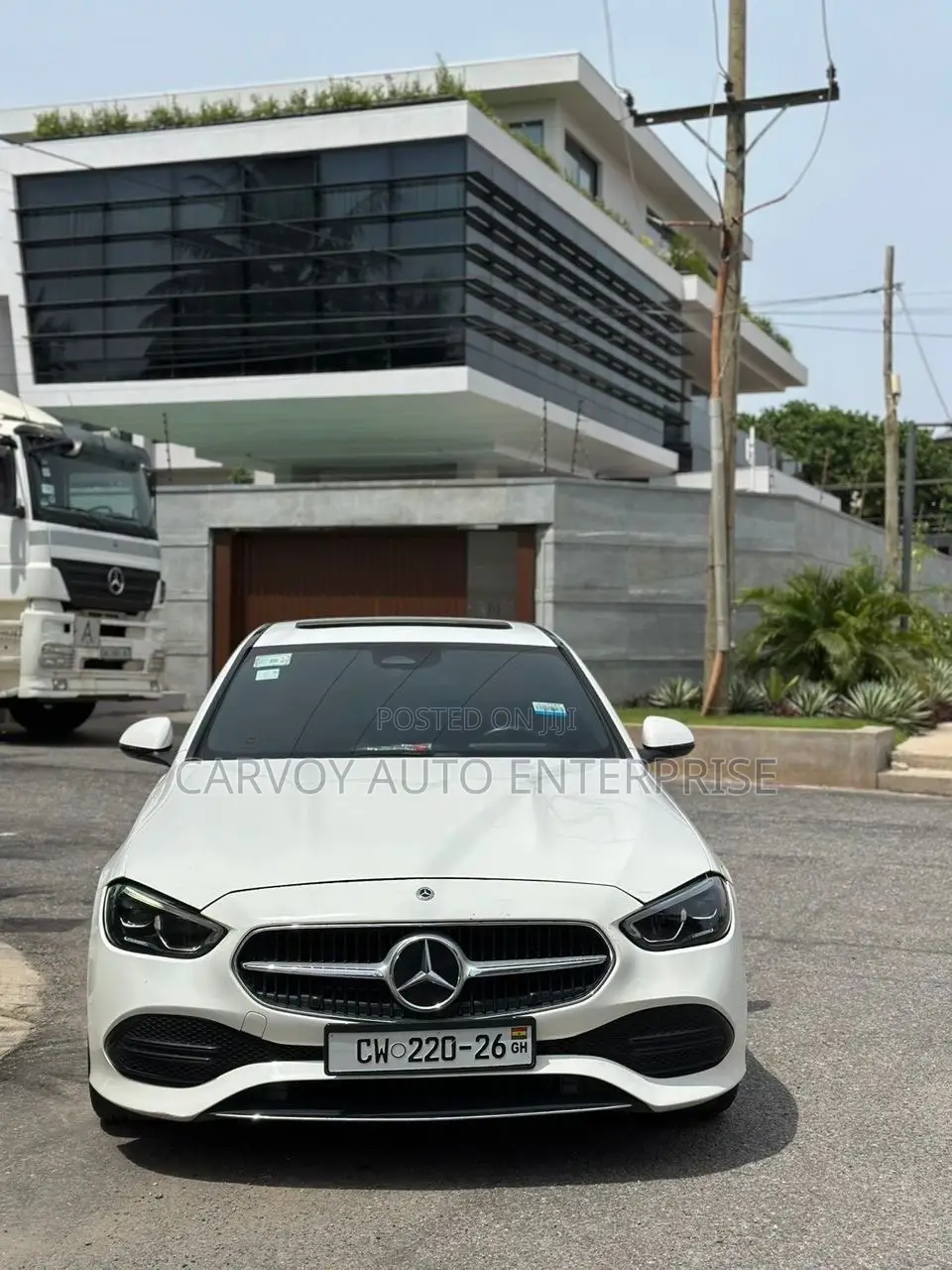 Mercedes-Benz C300 2022 White