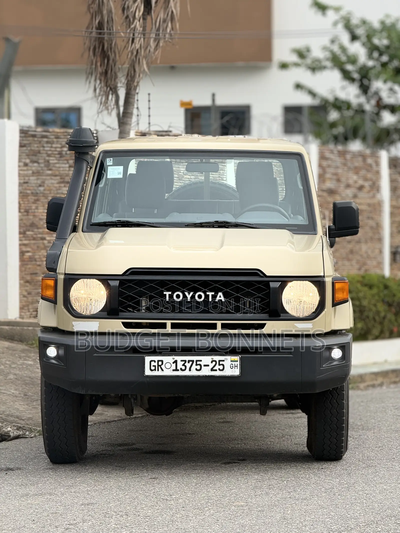 Toyota Land Cruiser 79 Series 2024 Ivory