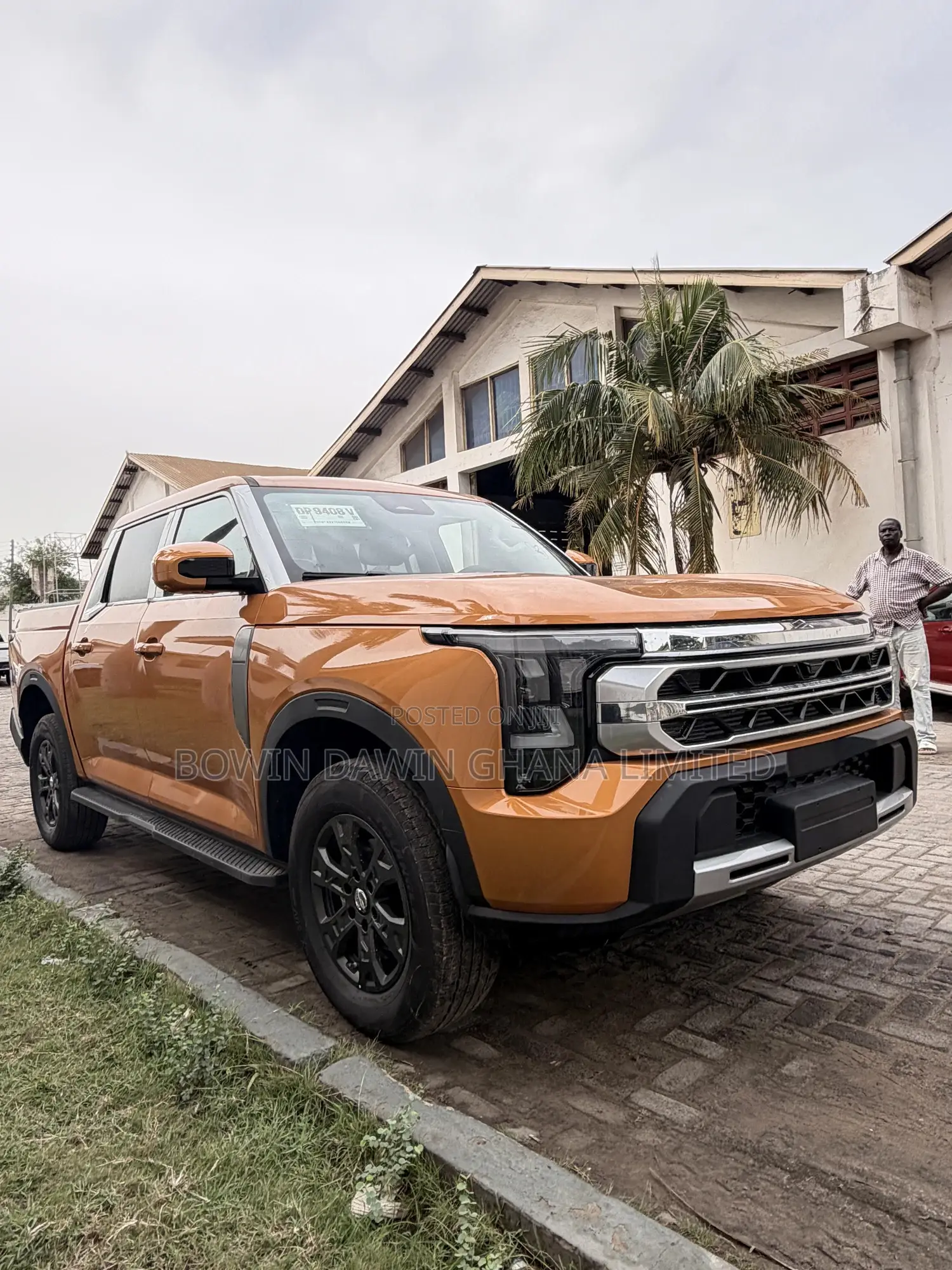 New Nissan Z9 2.3T Diesel 4WD 2025 Gold