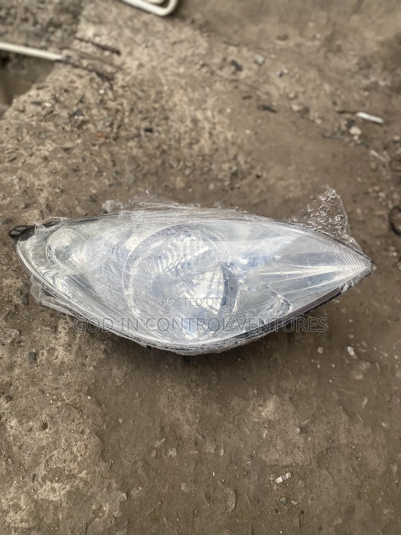 Hyundai I20 Headlight Pair