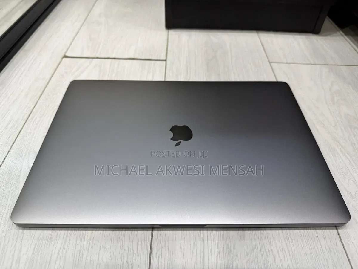 Laptop Apple MacBook Pro 2019 32GB Intel Core i9 SSD 2T