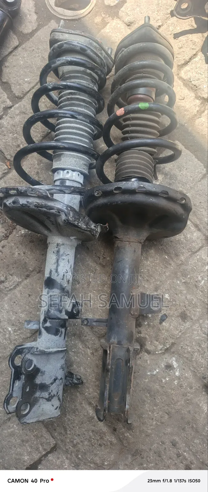 Toyata Highlander 2014 Back Shock