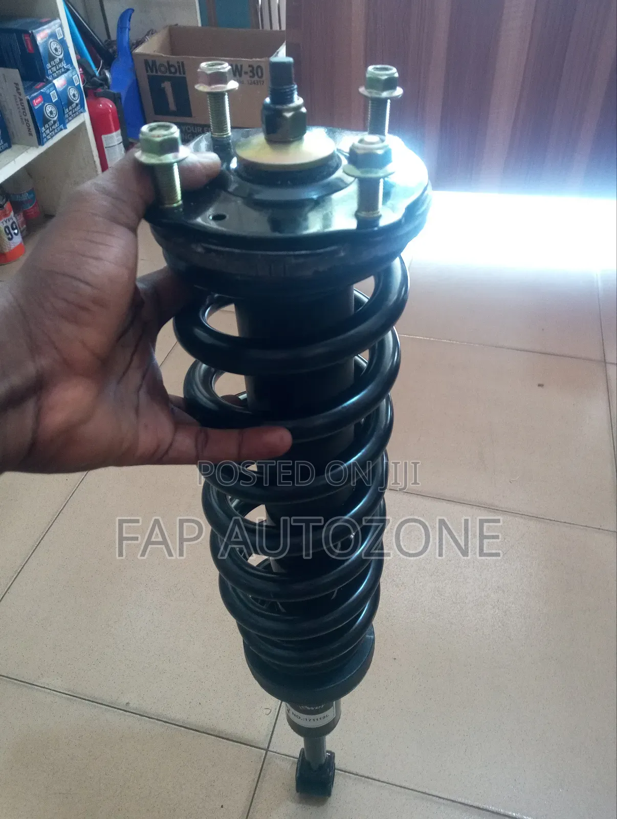 01135. Original Toyota Tundra Complete Shock Absorber From Usa