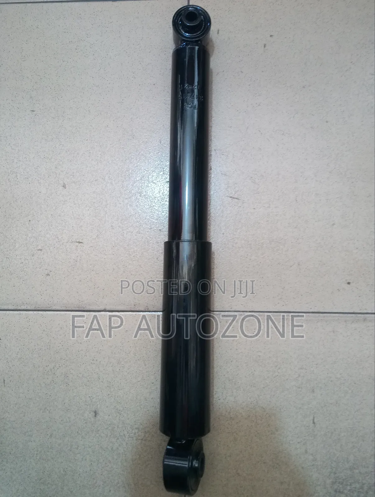 0412.Original Toyota Highlander Back Shock Absorber Imported From Usa