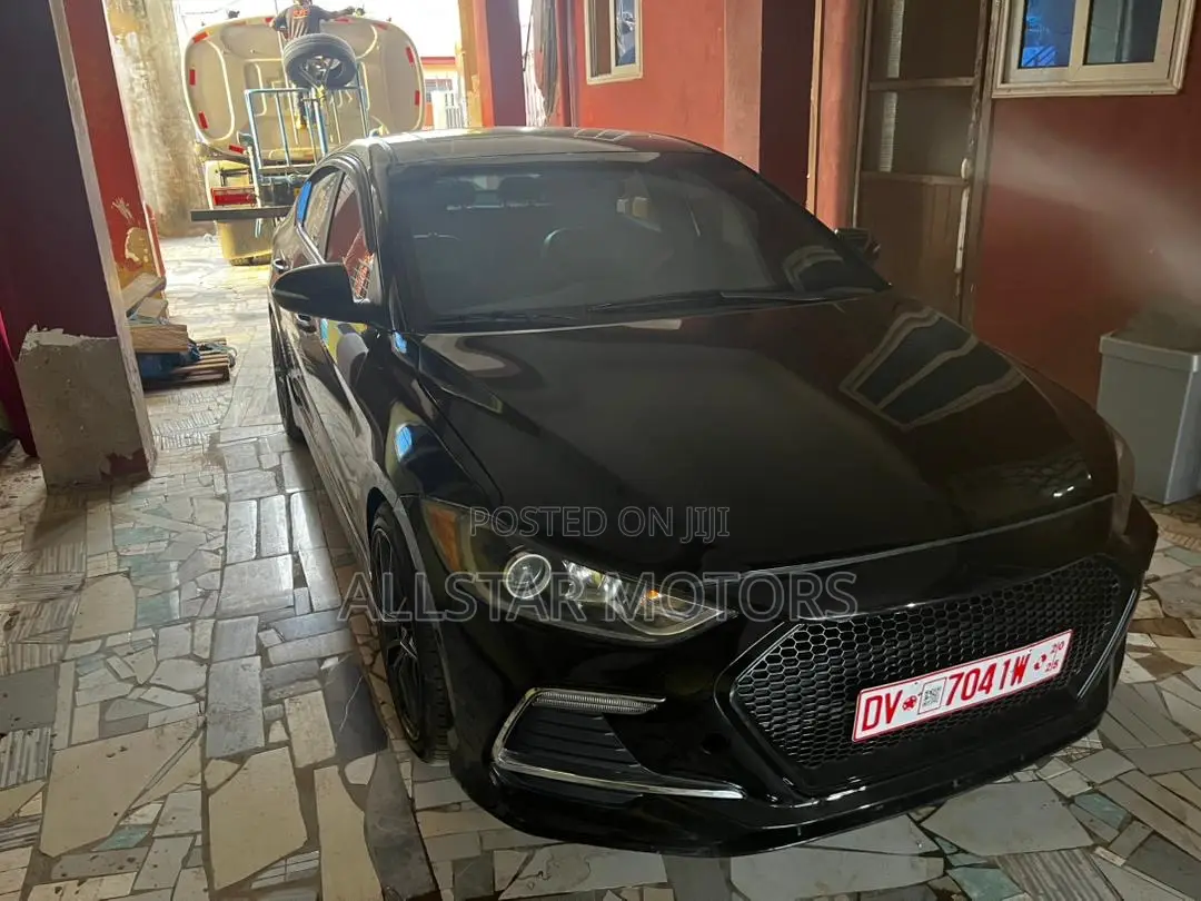 Hyundai Elantra Limited 2018 Black
