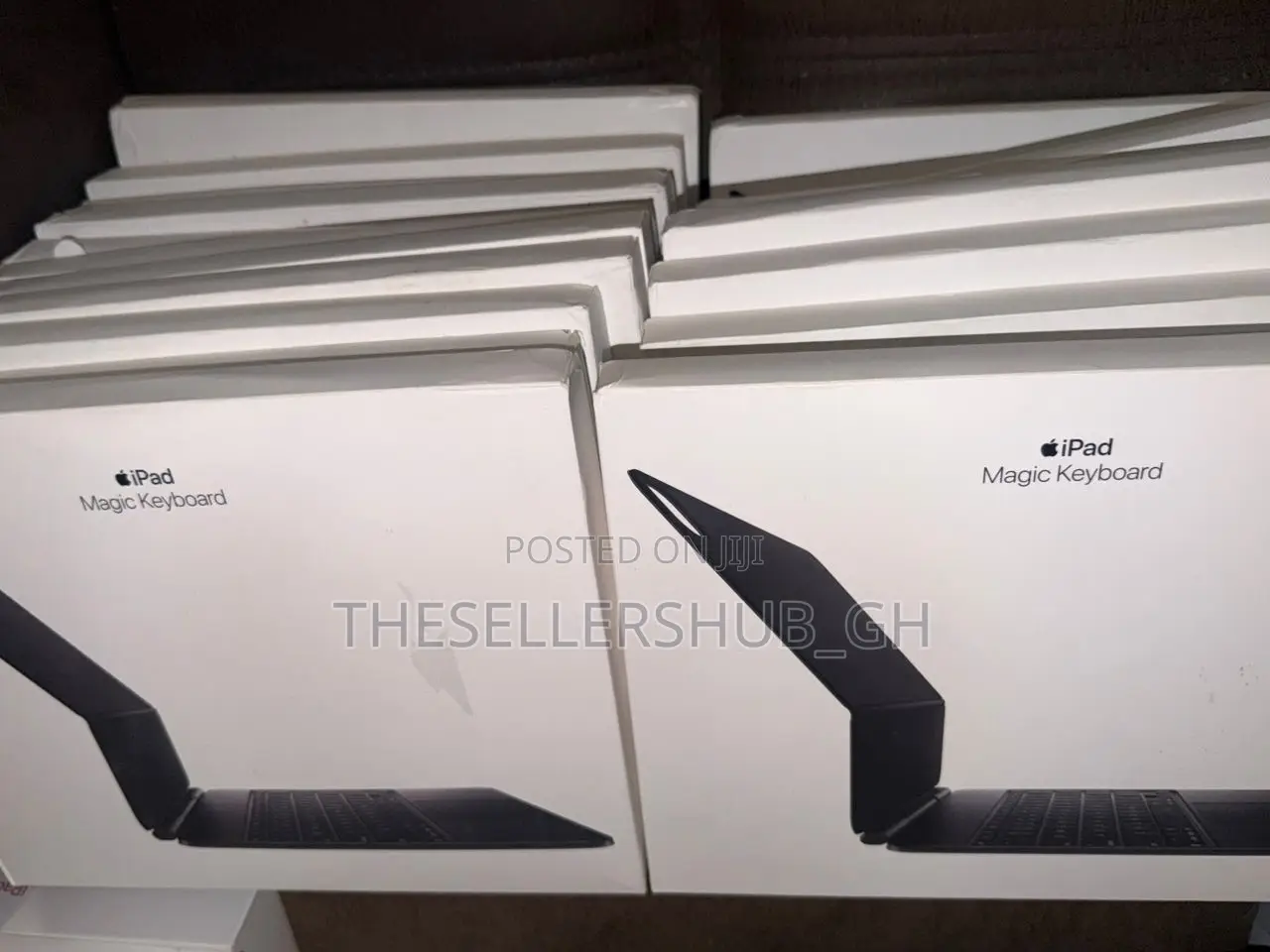 13 Inches Magic Keyboard for M4/M5