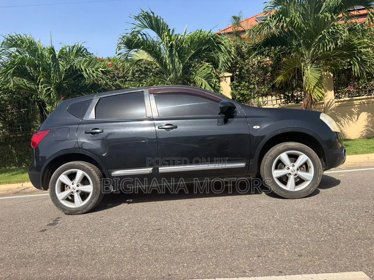 Nissan Dualis 2014 Black