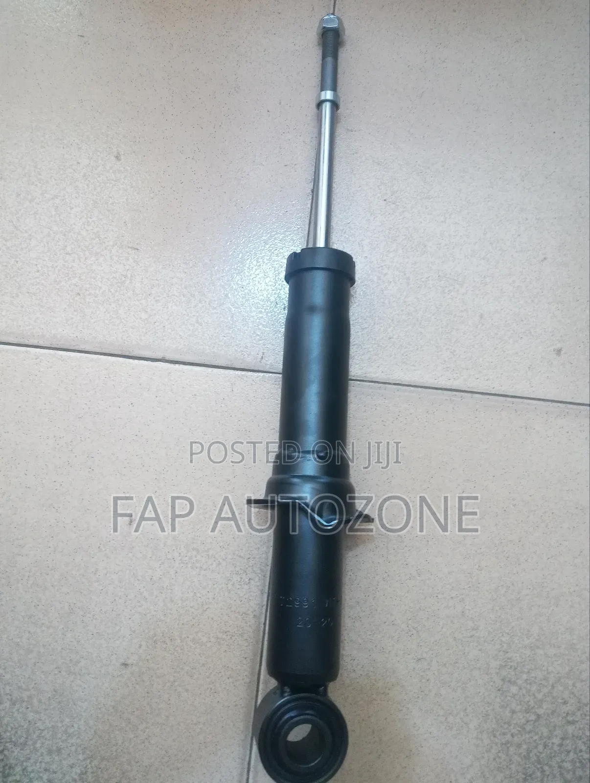 0416. Original Toyota Corolla Rear Shocks Absorber Imported From Usa