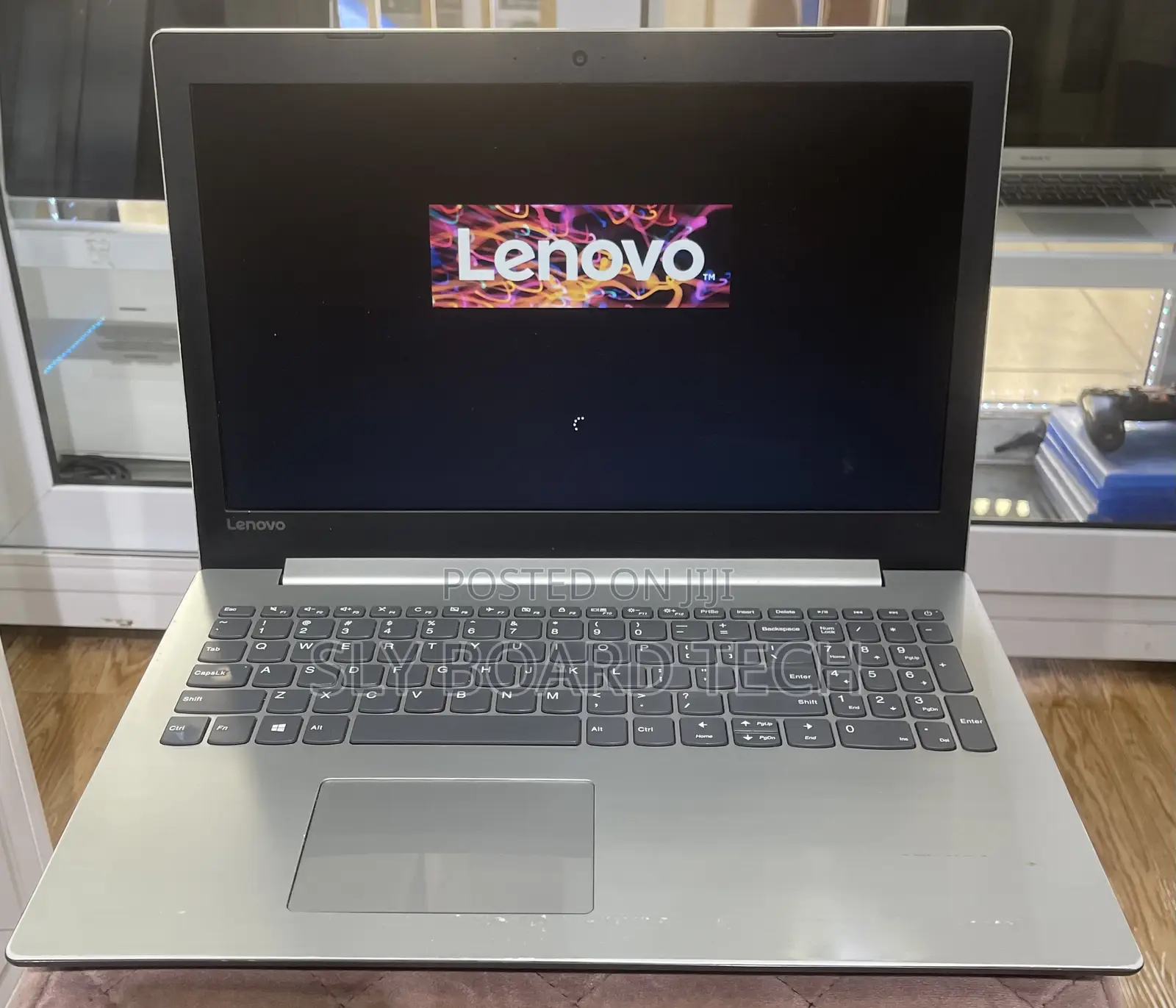 Laptop Lenovo IdeaPad 330 4GB Intel Celeron HDD 500GB
