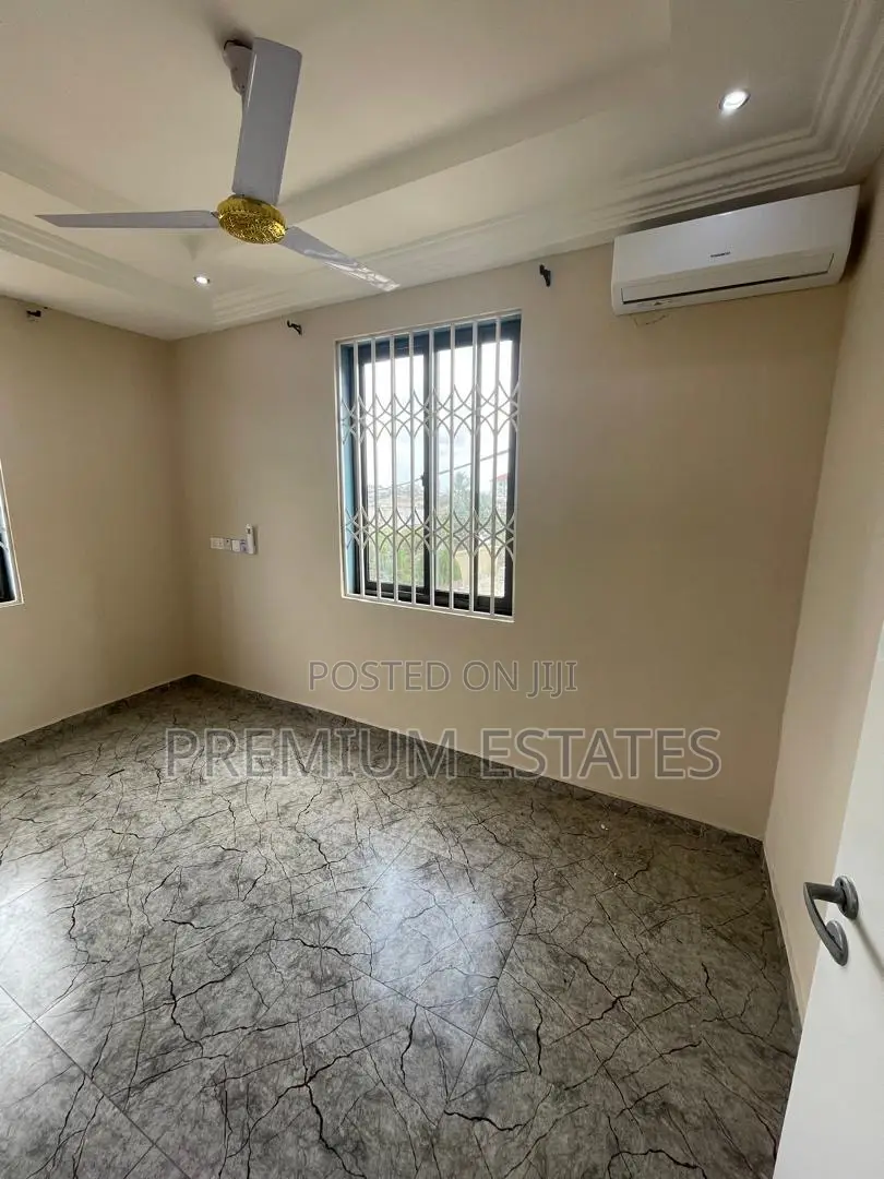 2bdrm Apartment in Kwabenya for rent