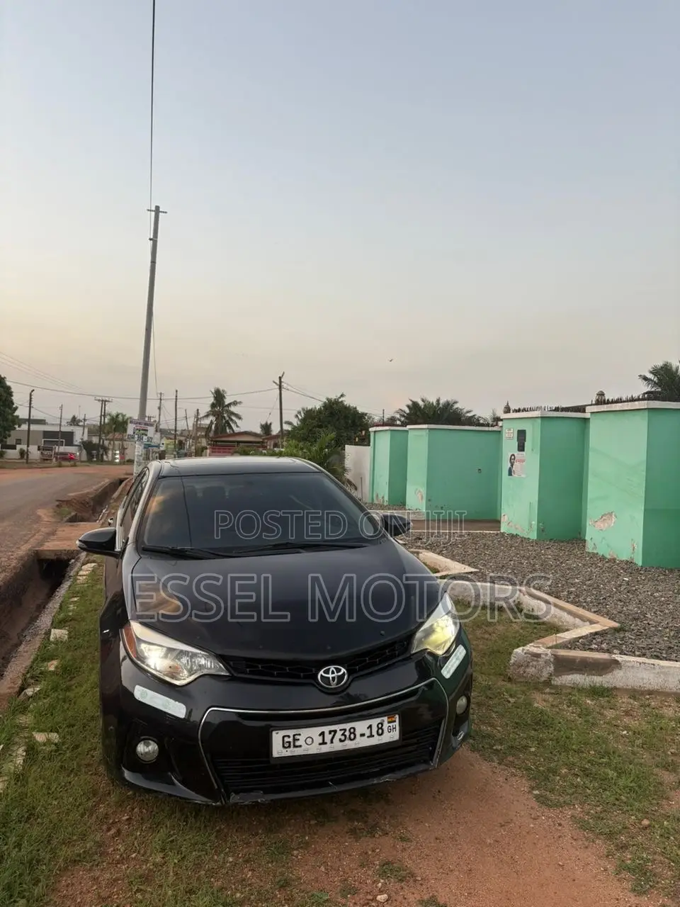Toyota Corolla S w/Special Edition Pkg (1.8L 4cyl CVT) 2016 Black