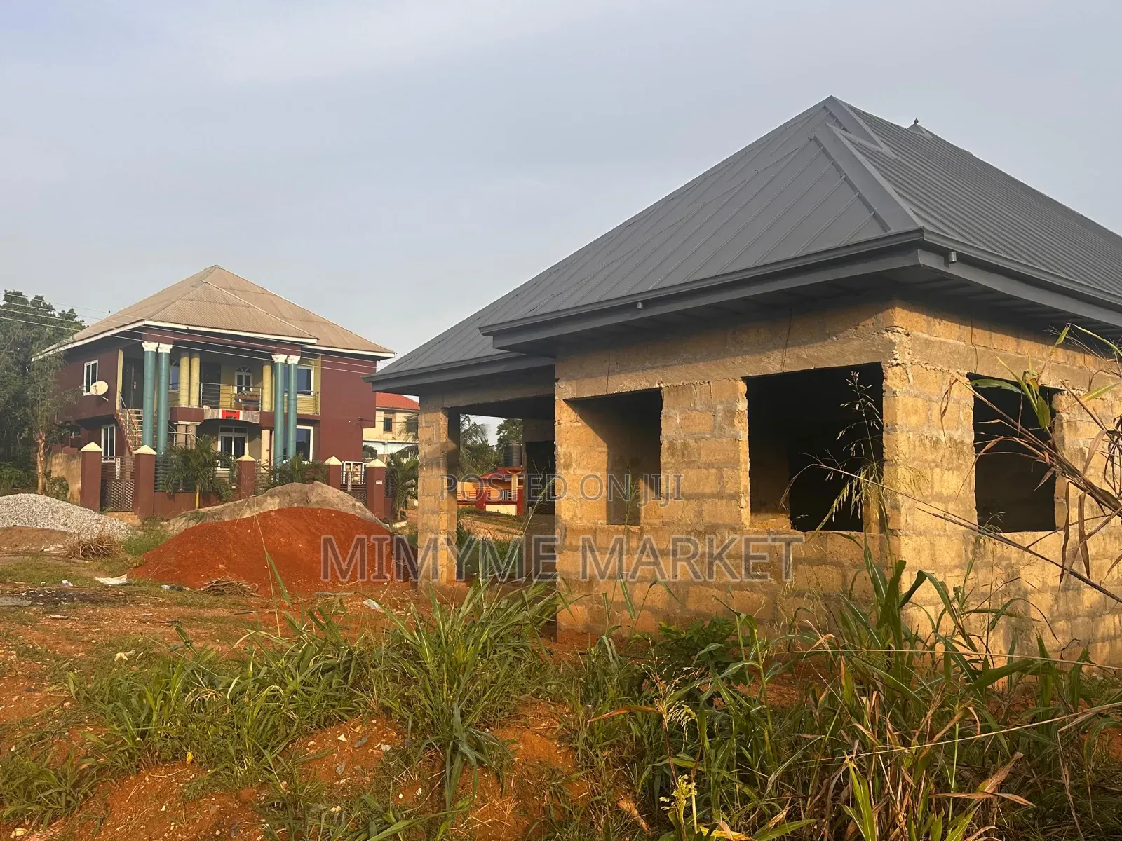 4bdrm Bungalow in Afratia, Atwima Kwanwoma for sale