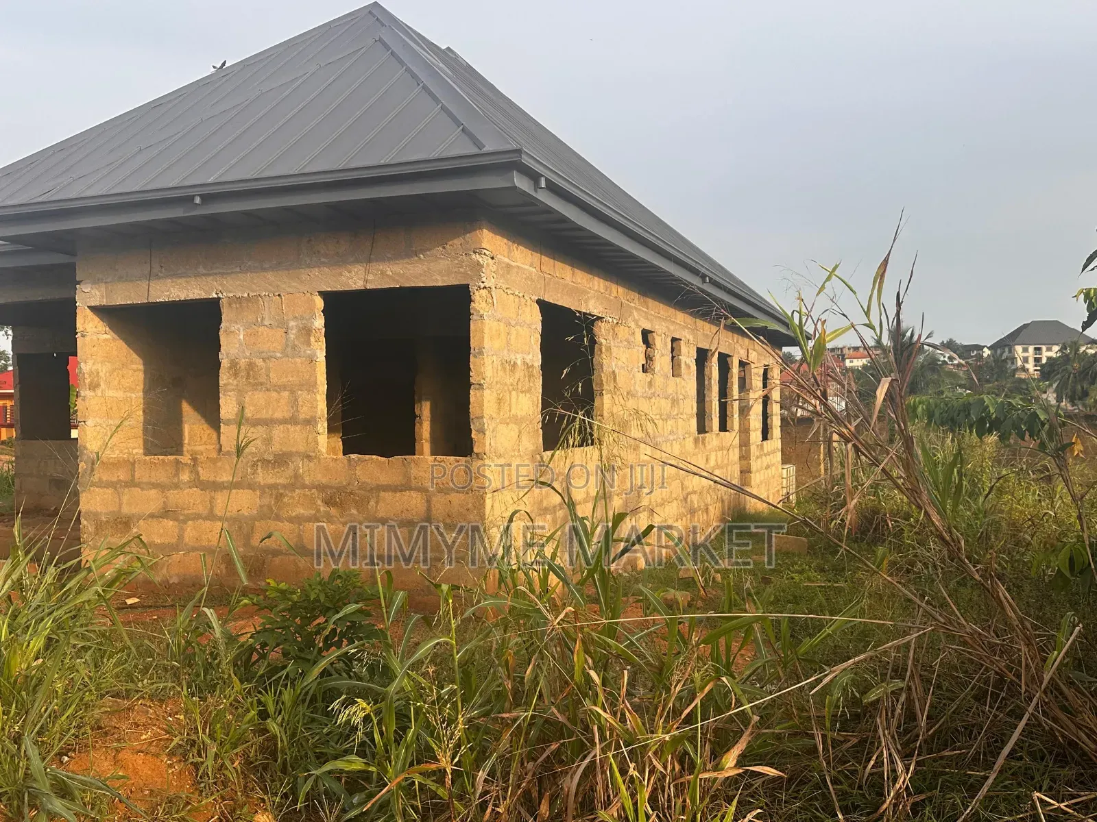 4bdrm Bungalow in Afratia, Atwima Kwanwoma for sale