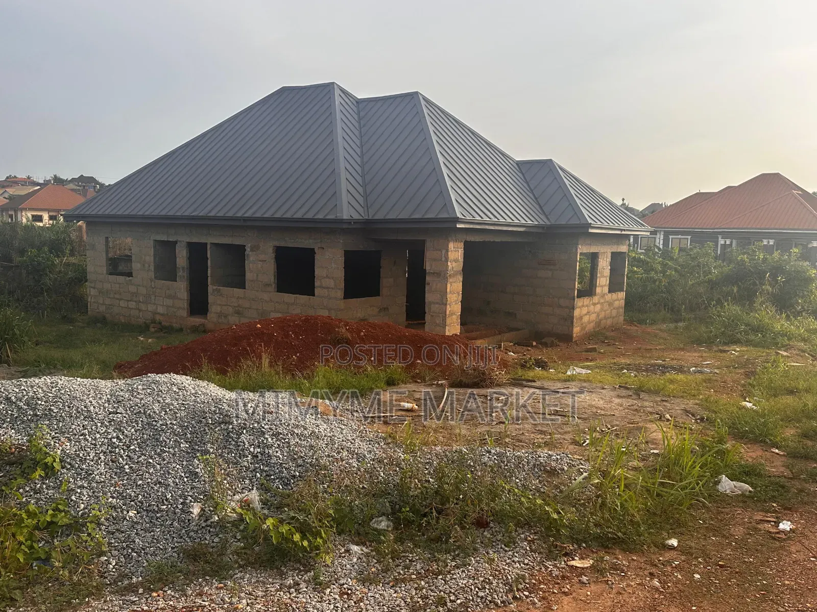 4bdrm Bungalow in Afratia, Atwima Kwanwoma for sale