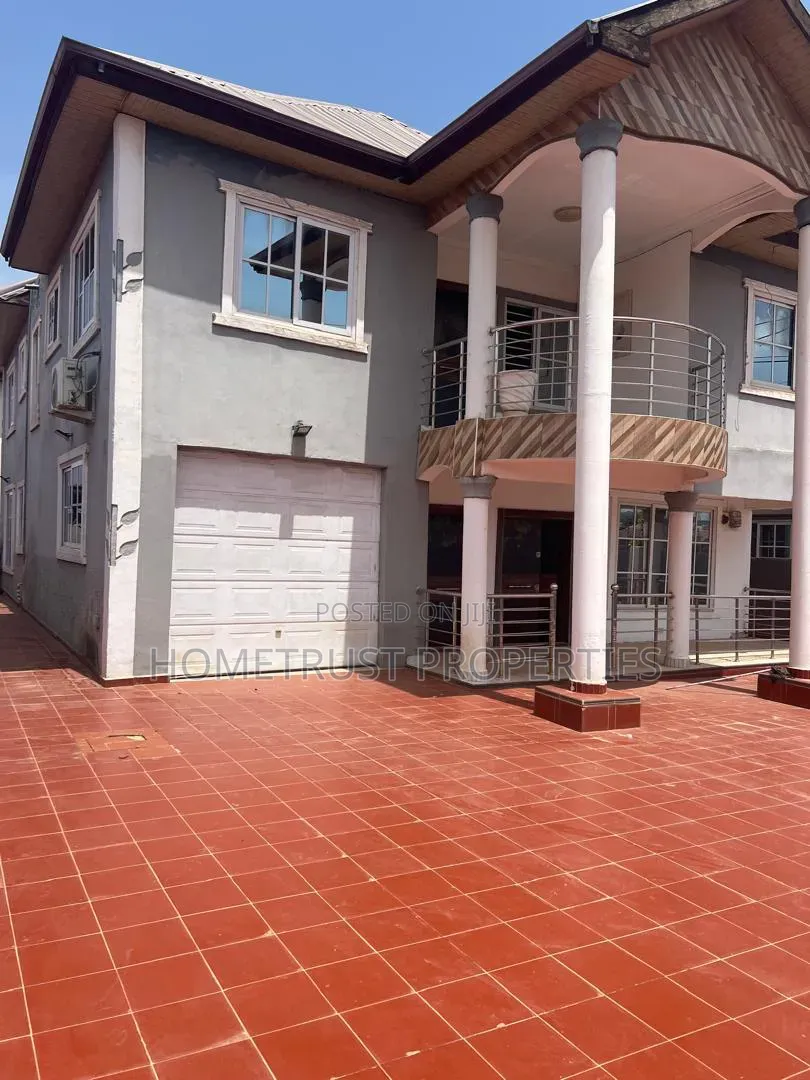 5bdrm Duplex in Achimota Ofankor for rent