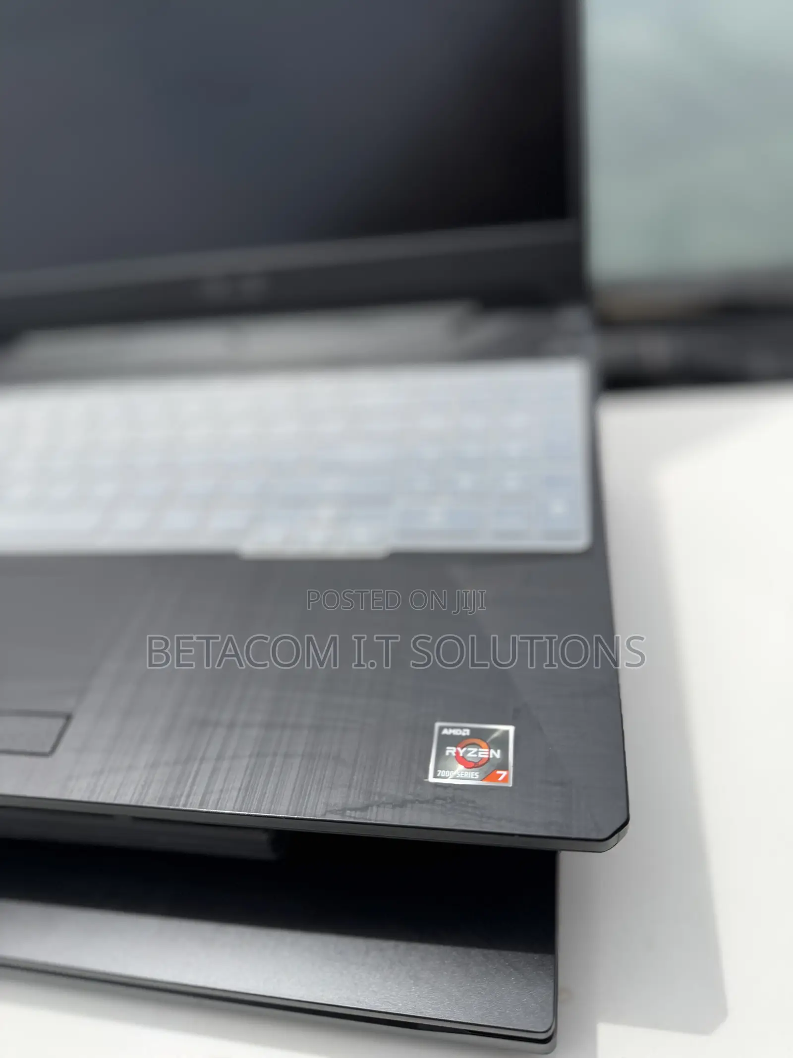 Laptop Asus TUF Gaming A15 8GB AMD Ryzen 7 SSD 512GB