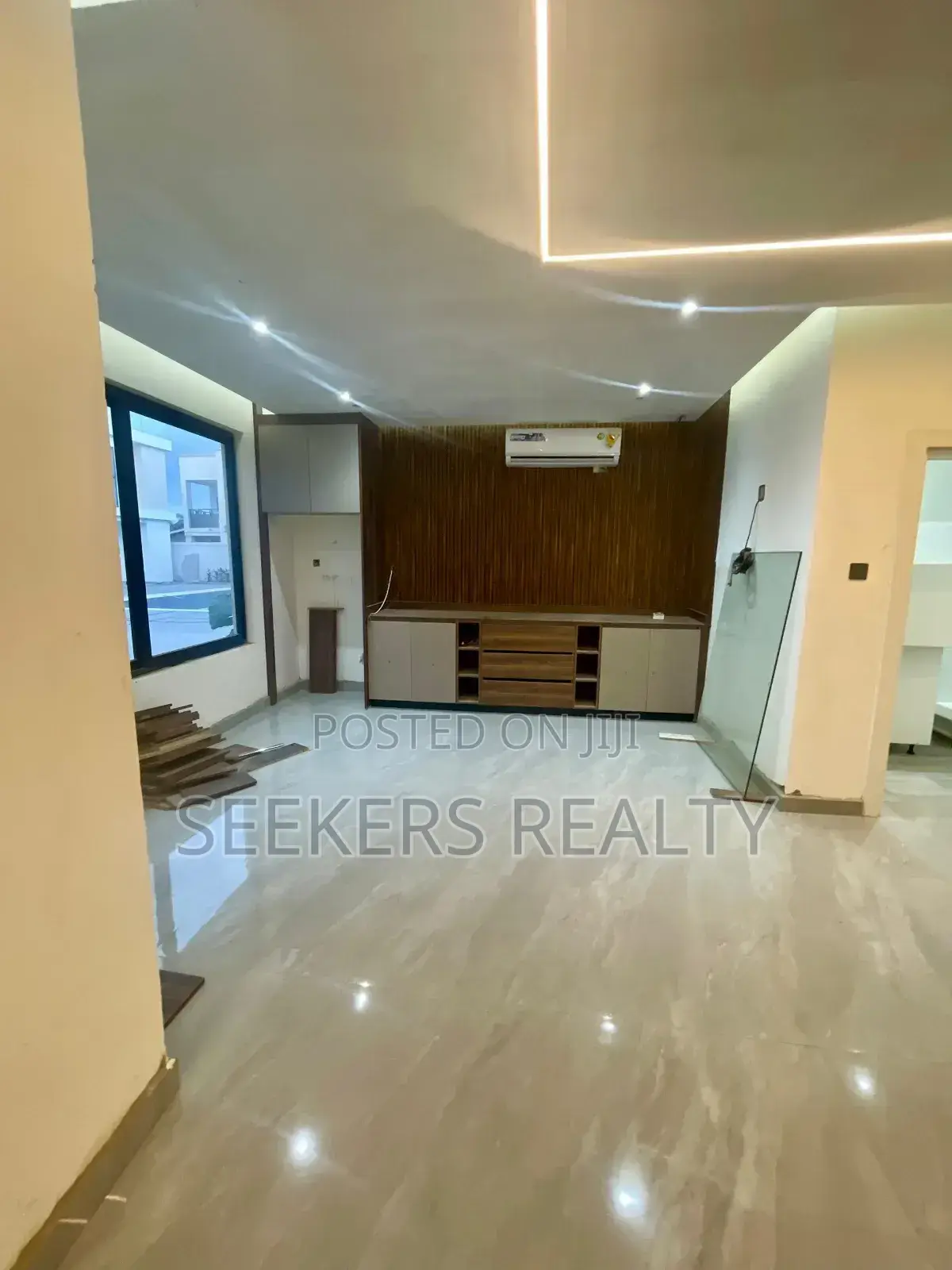 5bdrm House in Seekers Realty, Accra Metropolitan for sale
