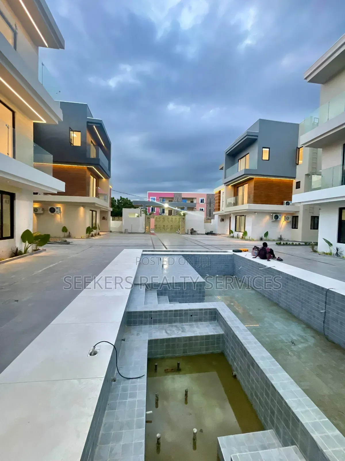 5bdrm House in Seekers Realty, Accra Metropolitan for sale
