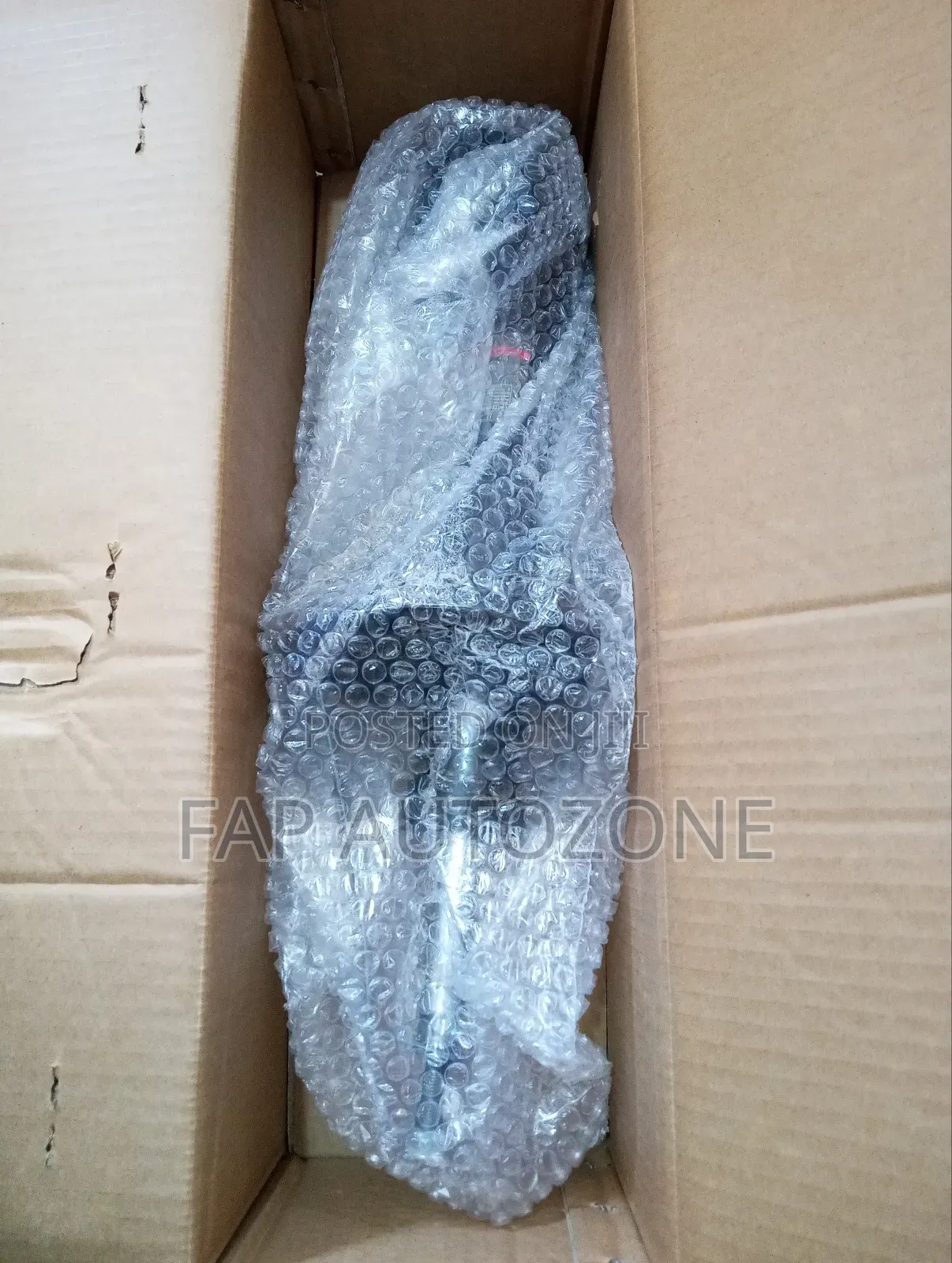 0387. Original Toyota Yaris Shock / Strut Absorber Imported From Usa