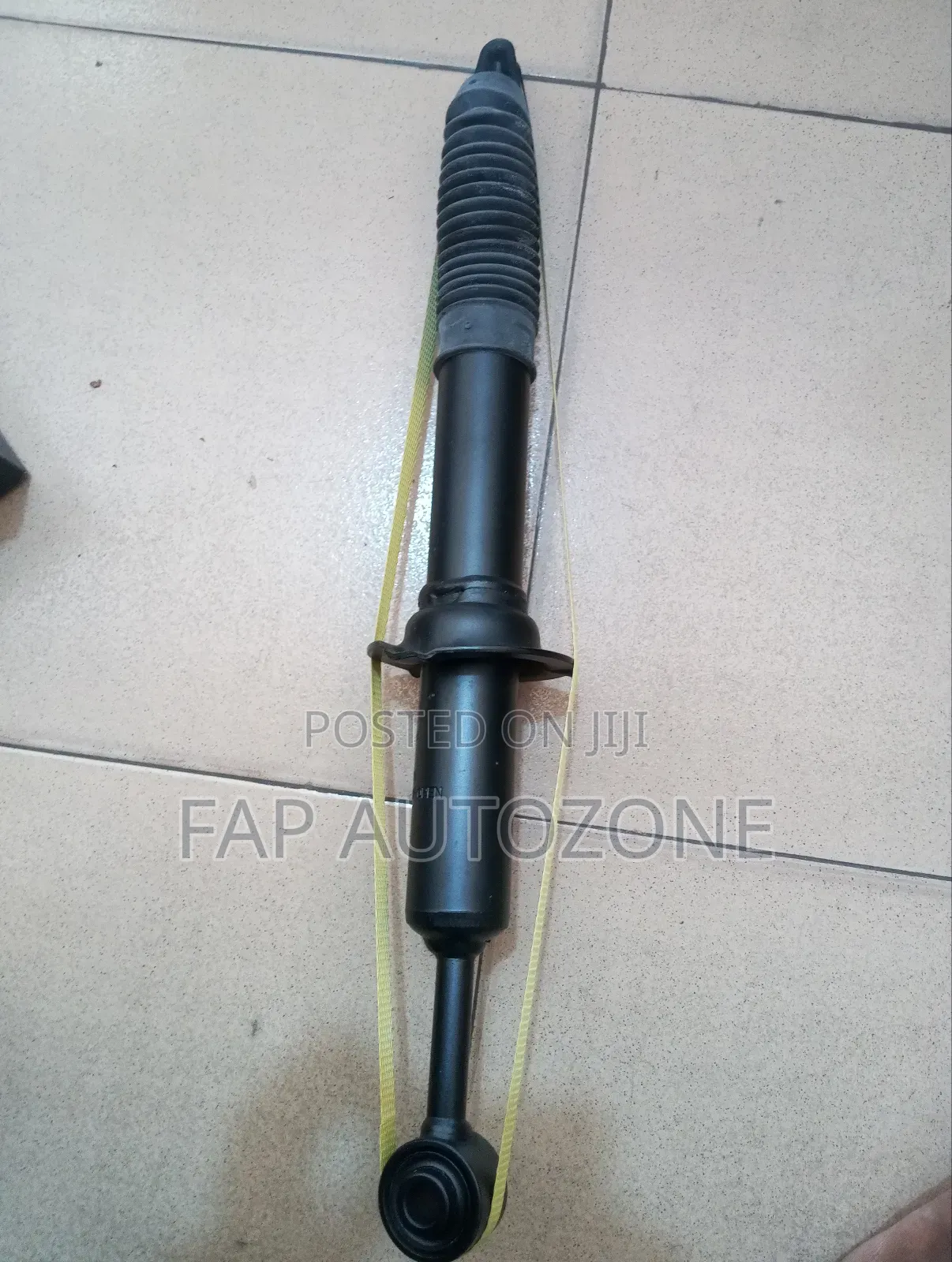0742. Original Toyota Tacoma Shocks Absorber Imported From Usa