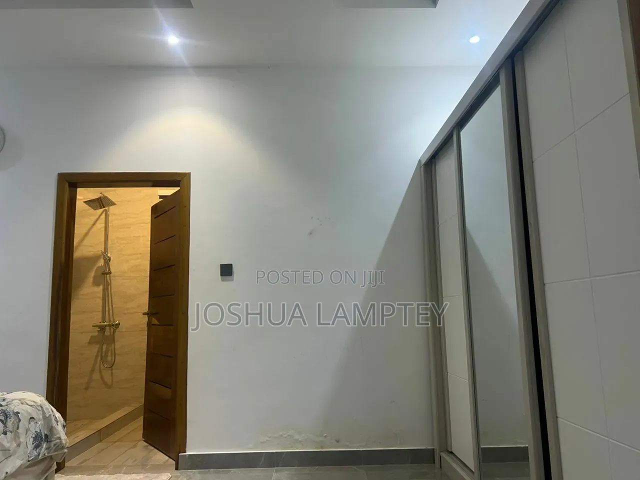 4bdrm House in East Airport Estate, Tseaddo for rent