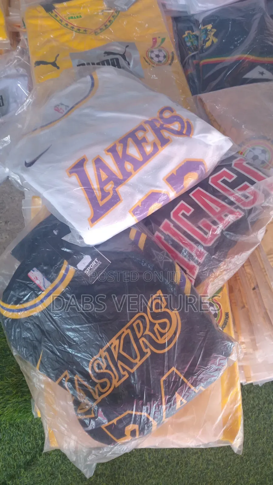 Basketball Jerseys Top and Down