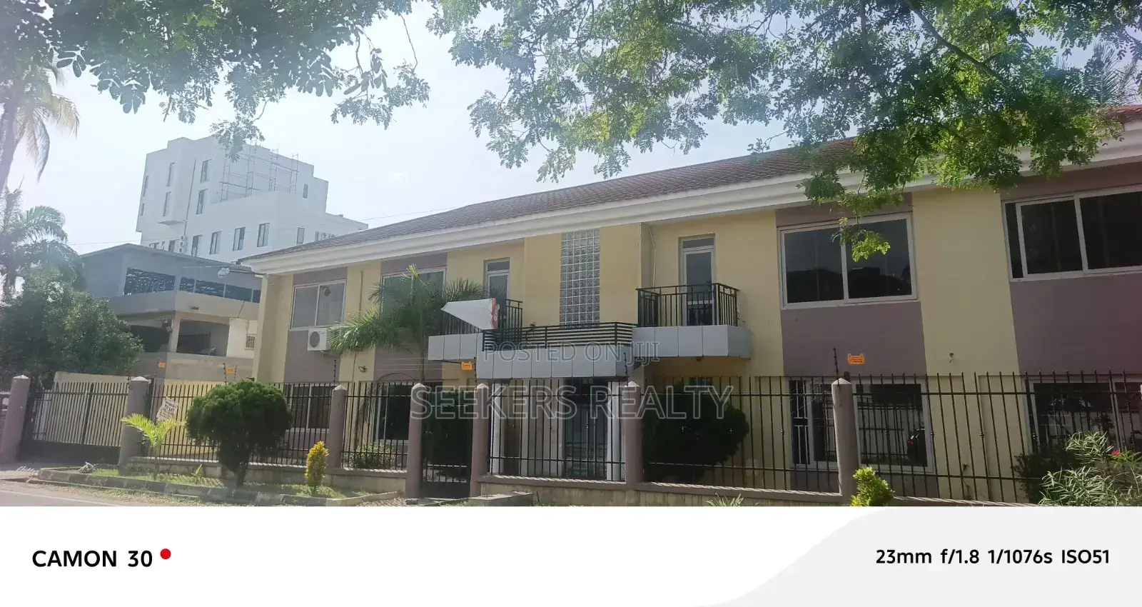 12bdrm House in Seekers Realty, Labone SHS Area for rent